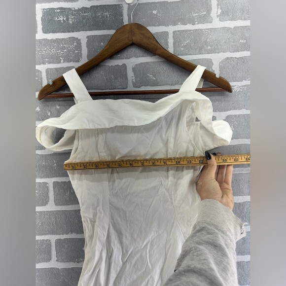 A.L.C. GRAHAM COLD SHOULDER MINI DRESS size 2 - Picture 8 of 8